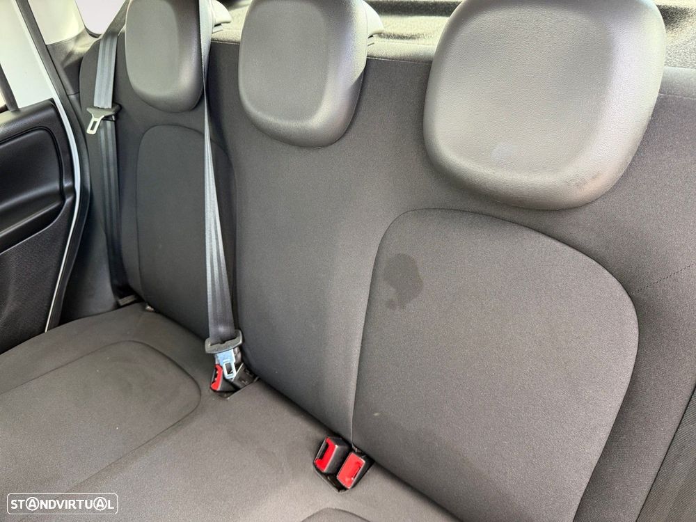 Fiat Panda 1.0 Hybrid City Cross — fotografia 13