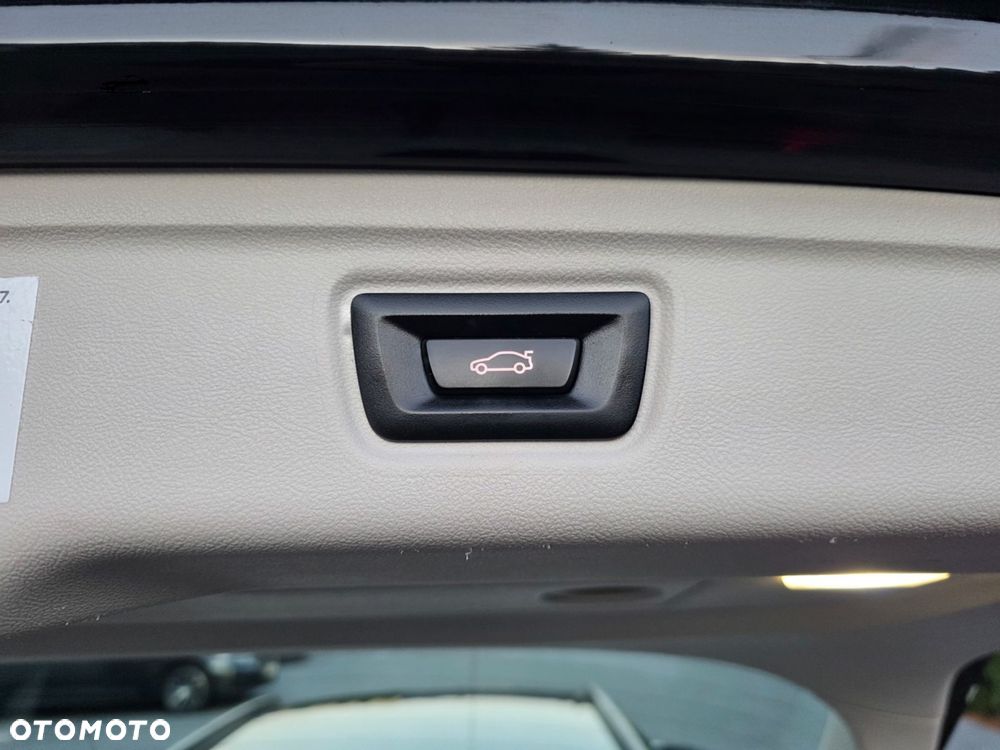BMW Seria 3 - 18