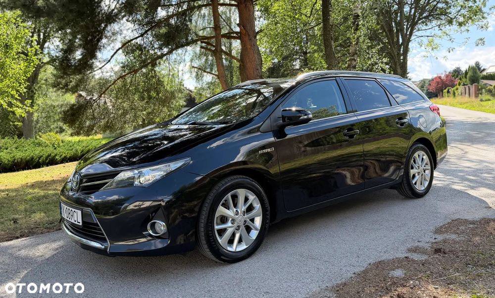 Toyota Auris - 1