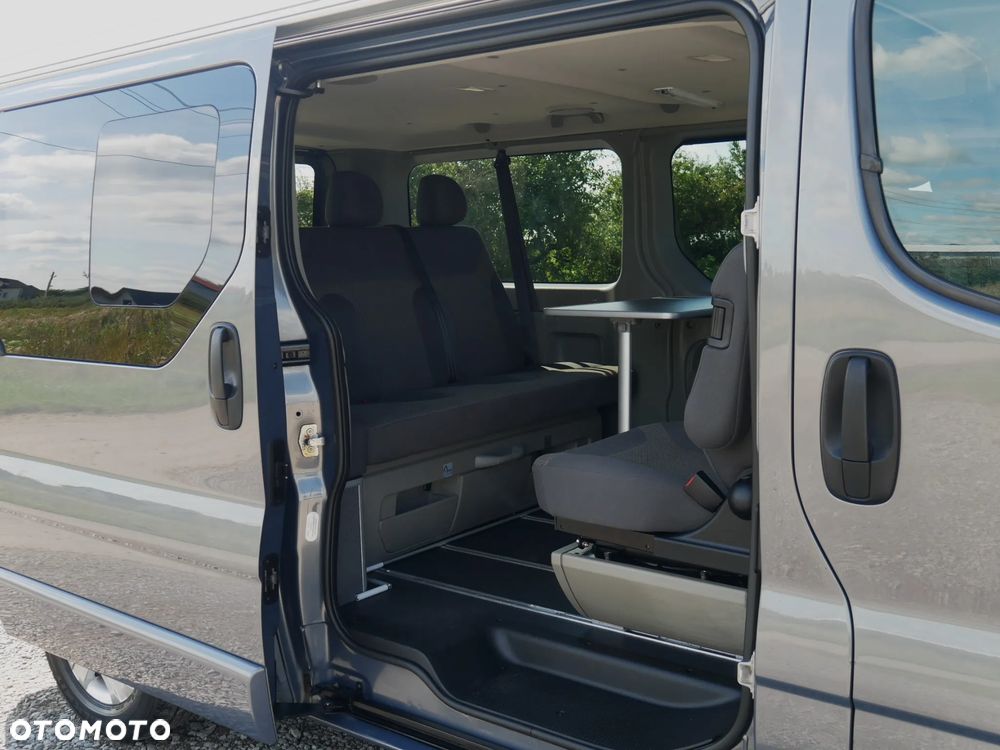 Opel Vivaro - 25