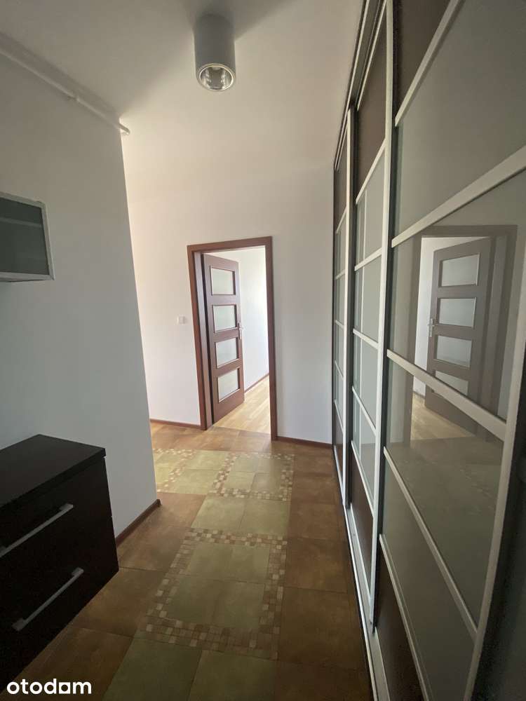 62,8 m² w Ursusie ze stałą zabudową. Urządź je po swojemu !