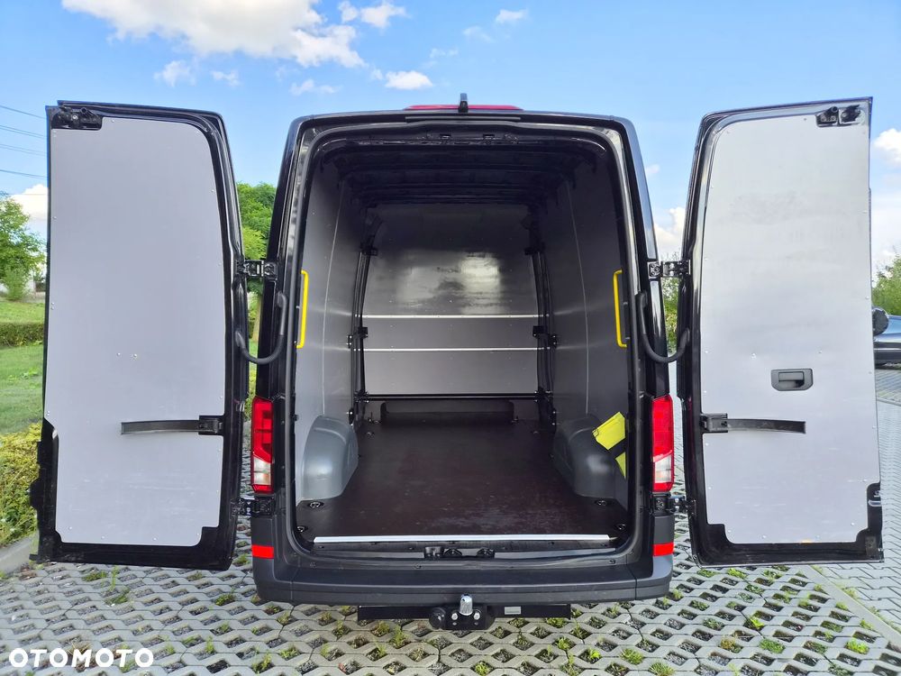 Volkswagen Crafter - 16