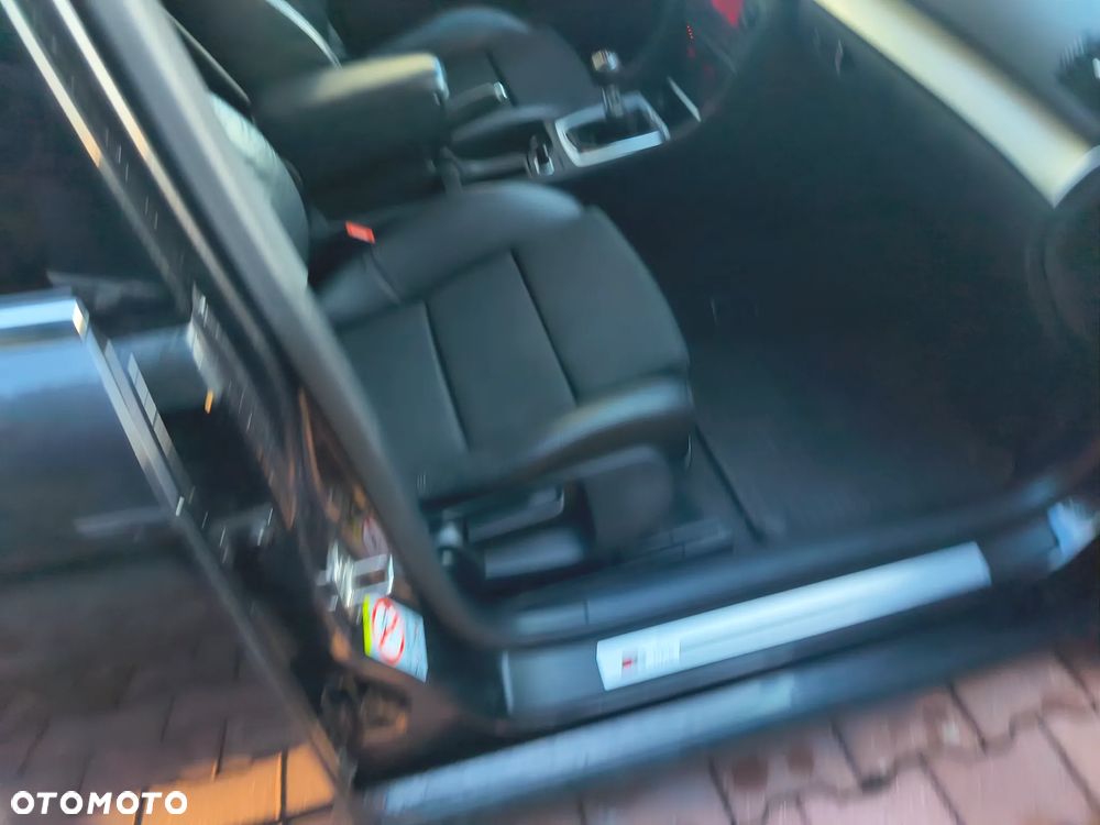 Audi A4 Avant 1.8 T - 12