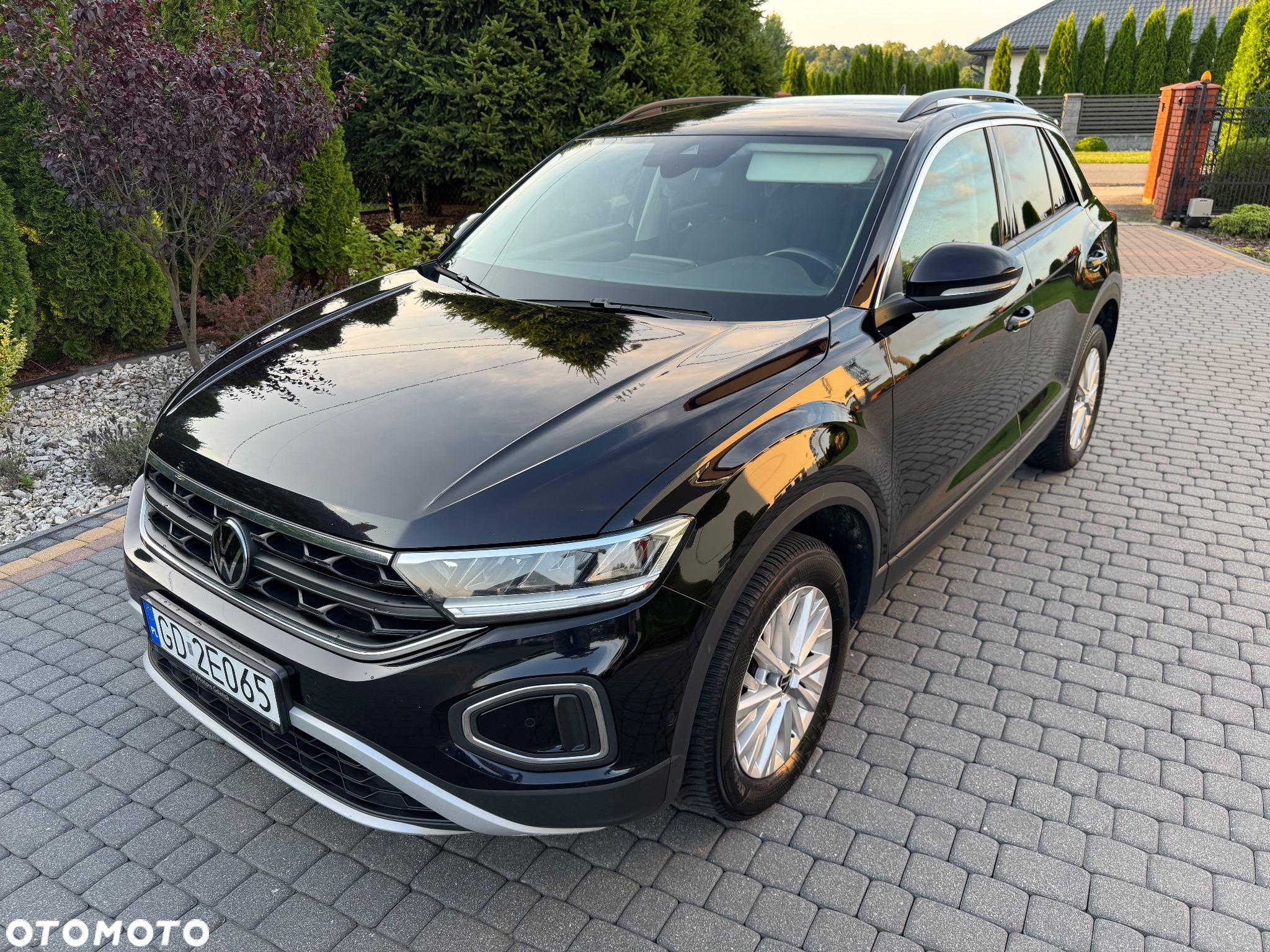 Volkswagen T-Roc 1.0 TSI Life - 3