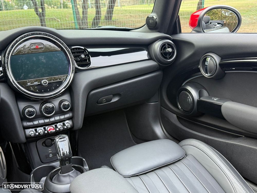 MINI Cabrio John Cooper Works Plus Auto Desportiva - 27