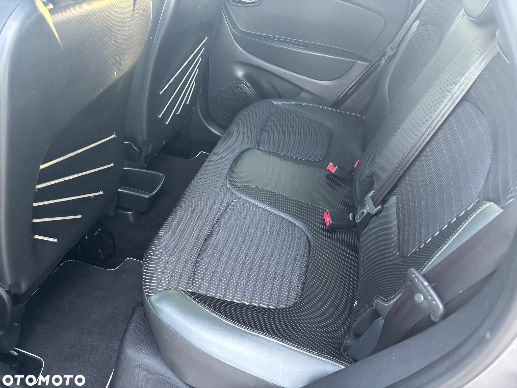Renault Captur ENERGY TCe 120 EDC Luxe - 20