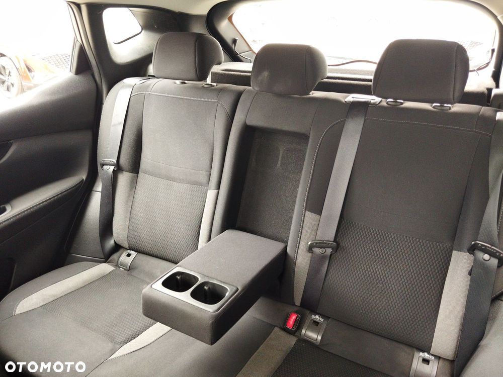 Nissan Qashqai 1.6 DCi Acenta Xtronic EU6 - 14