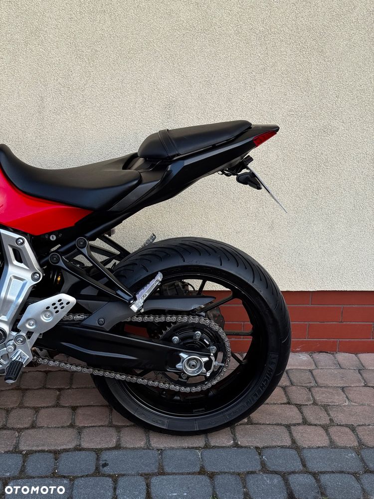 Yamaha MT - 27