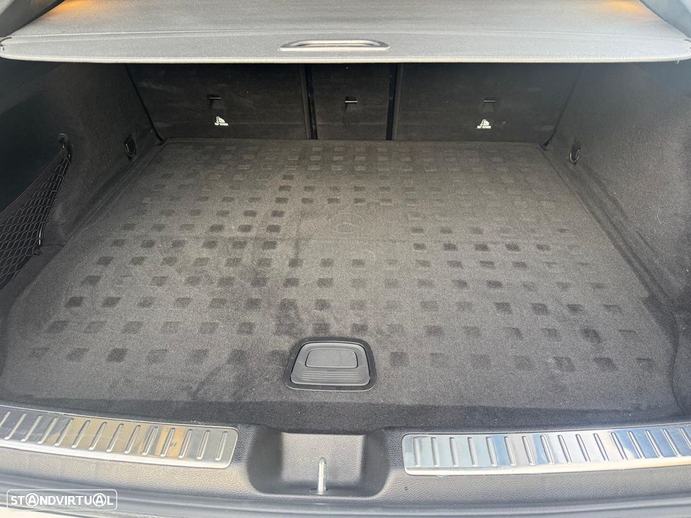 Mercedes-Benz GLC 300 de Coupe 4Matic 9G-TRONIC AMG Line - 12