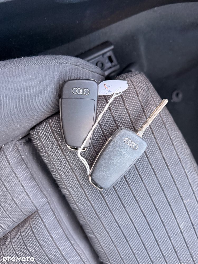 Audi A3 Limousine 30 TFSI design - 26