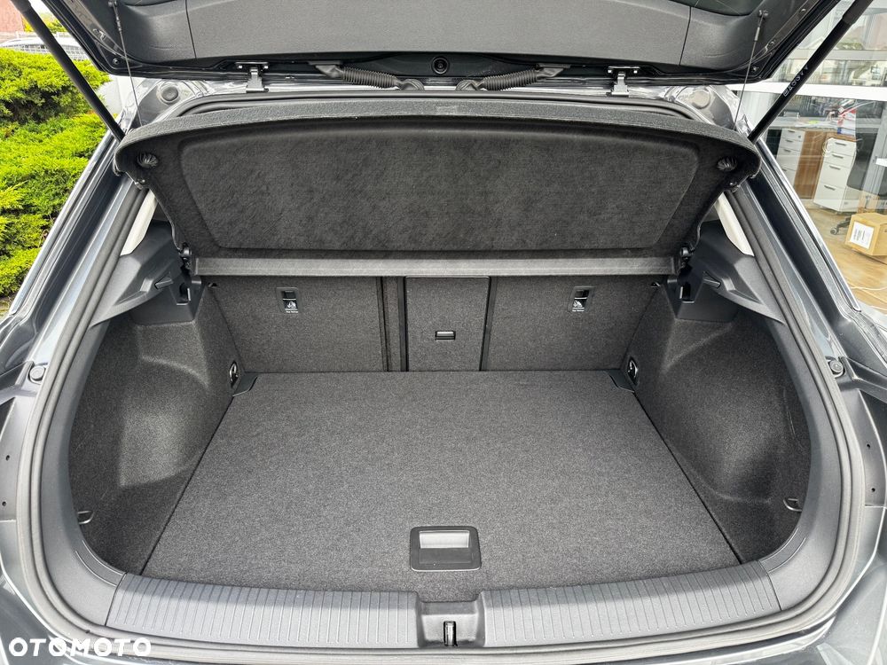 Volkswagen T-Roc 1.5 TSI Life DSG - 24