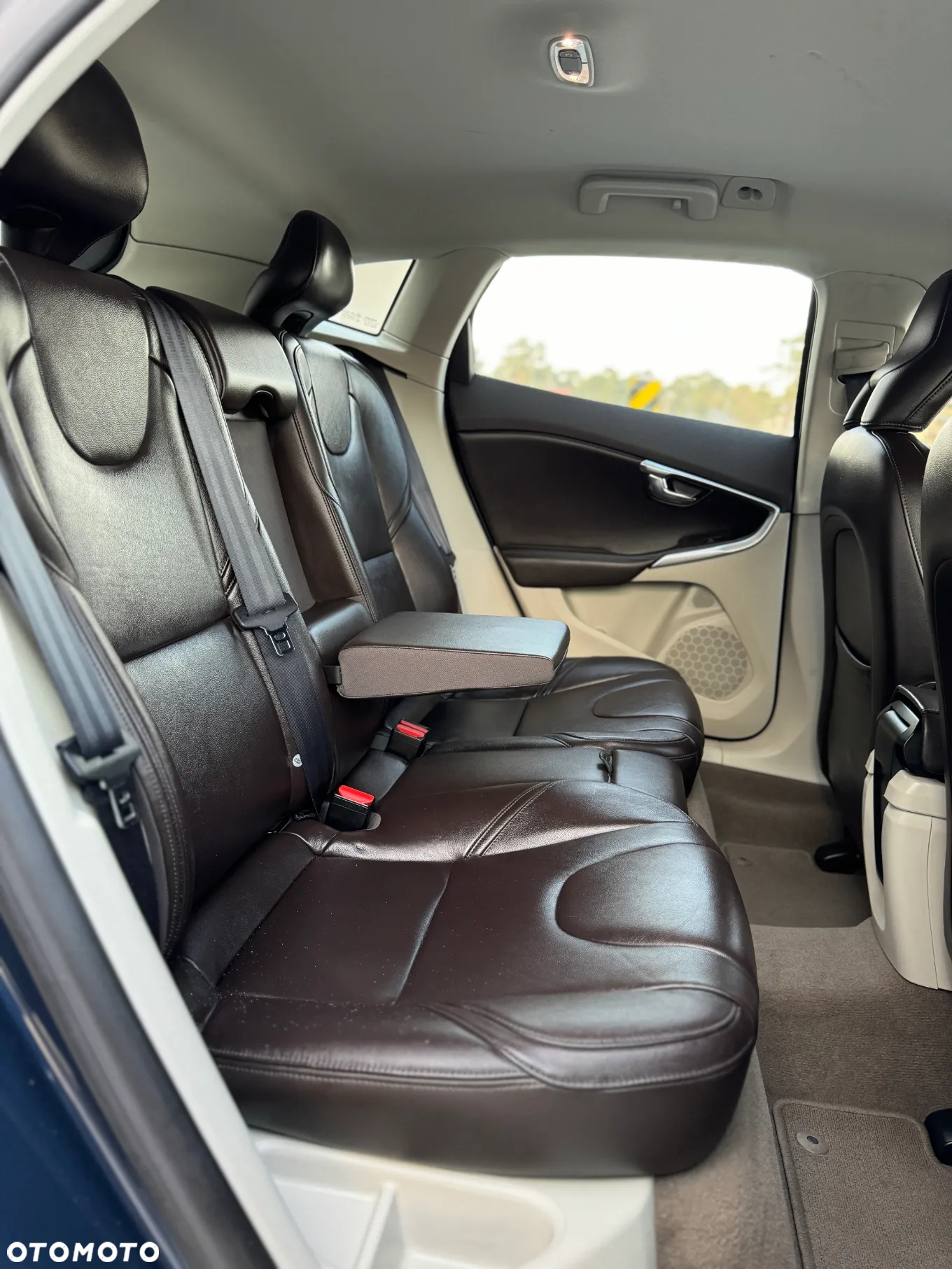 Volvo V40 D4 RDesign - 37