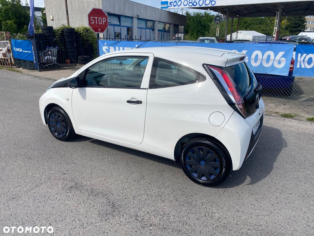 Toyota Aygo x - 14