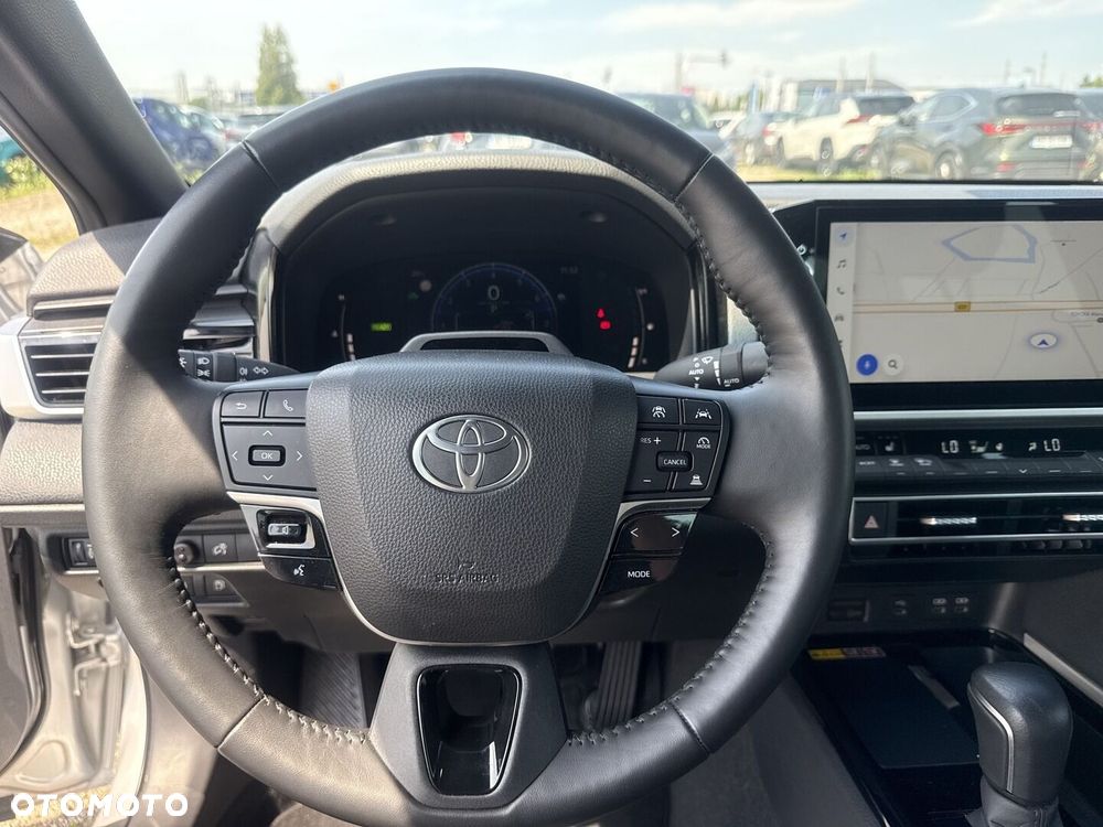Toyota Camry - 19