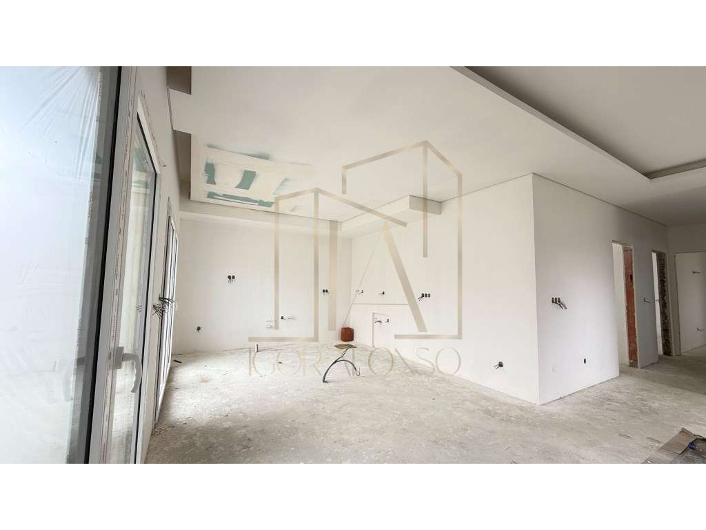 Moradia Independente T3 + 1 com 2 Suítes e piscina - Grande imagem: 4/26