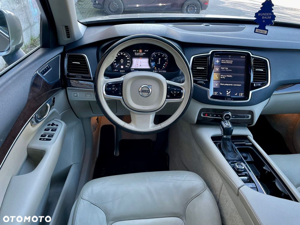 Volvo XC 90 T6 AWD Geartronic Momentum - 11