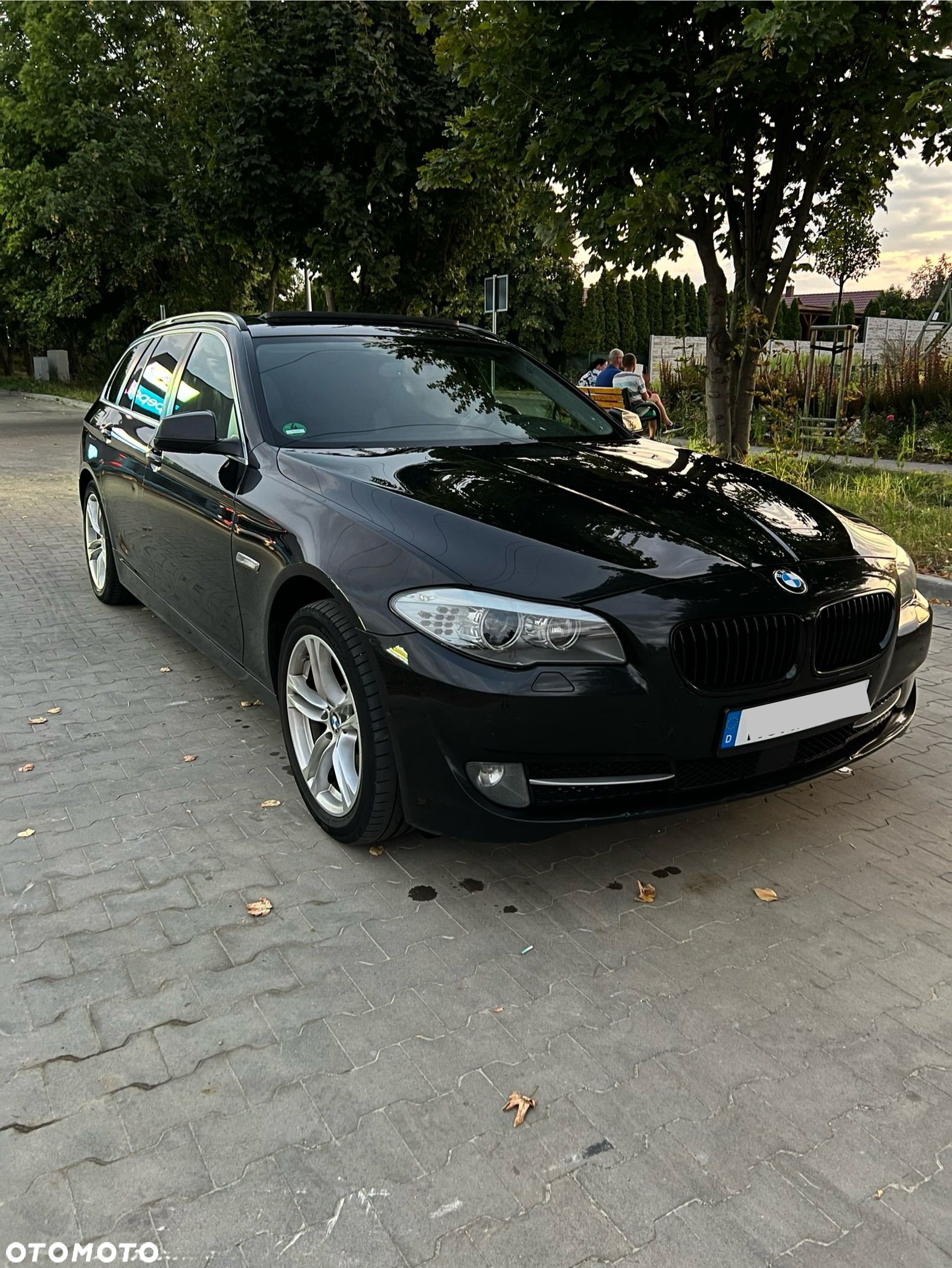 BMW Seria 5 530d xDrive Touring Luxury Line - 1