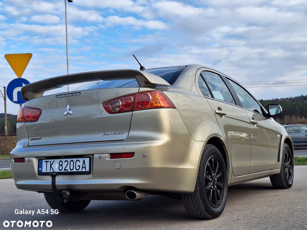 Mitsubishi Lancer 1.8 Invite - 7