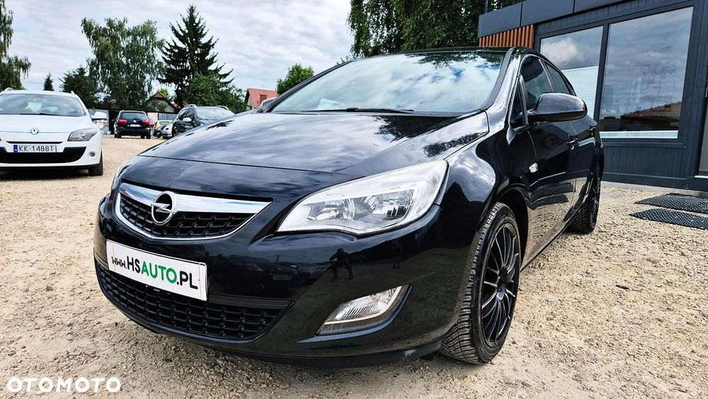 Opel Astra 1.4 Turbo Sport - 1