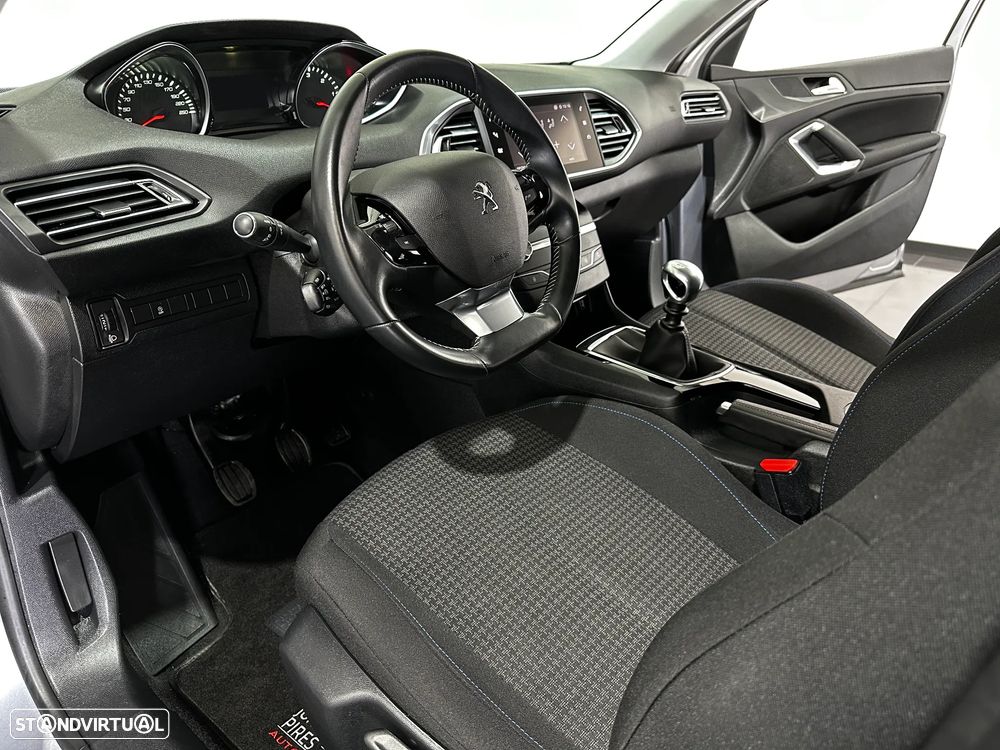 Peugeot 308 SW 1.5 BlueHDi Style - 19