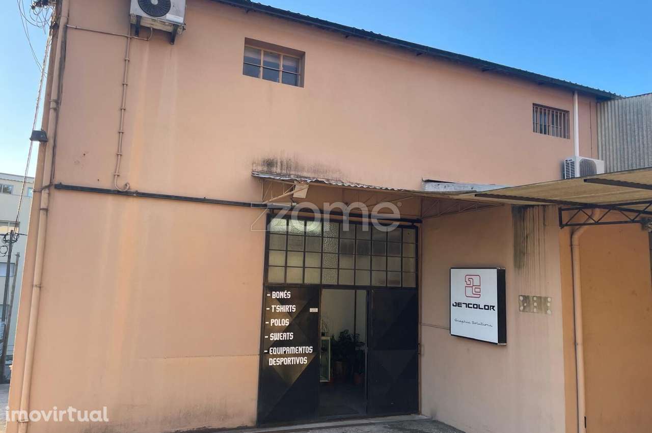 Armazém com Potencial Construtivo em Zona ARU – Oliveira de Azeméis... - Grande imagem: 5/21