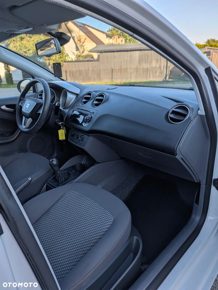 Seat Ibiza 1.4 16V Style - 24