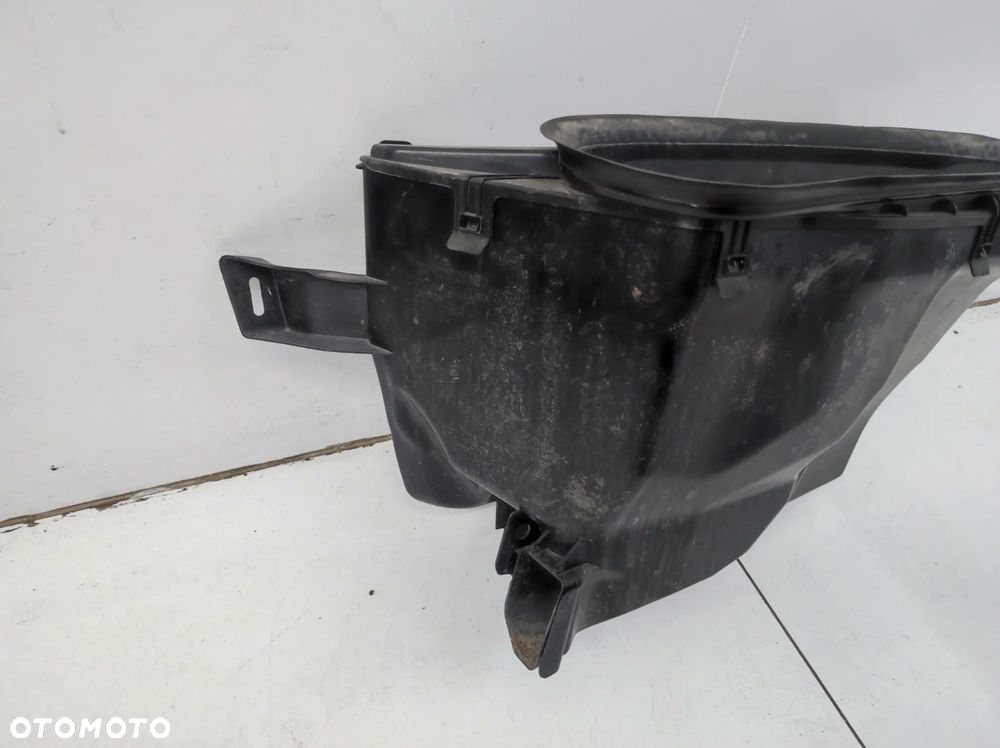 WLOT ŁAPACZ KIEROWNICA POWIETRZA KABINY EU VOLVO XC60 II 2 - 3