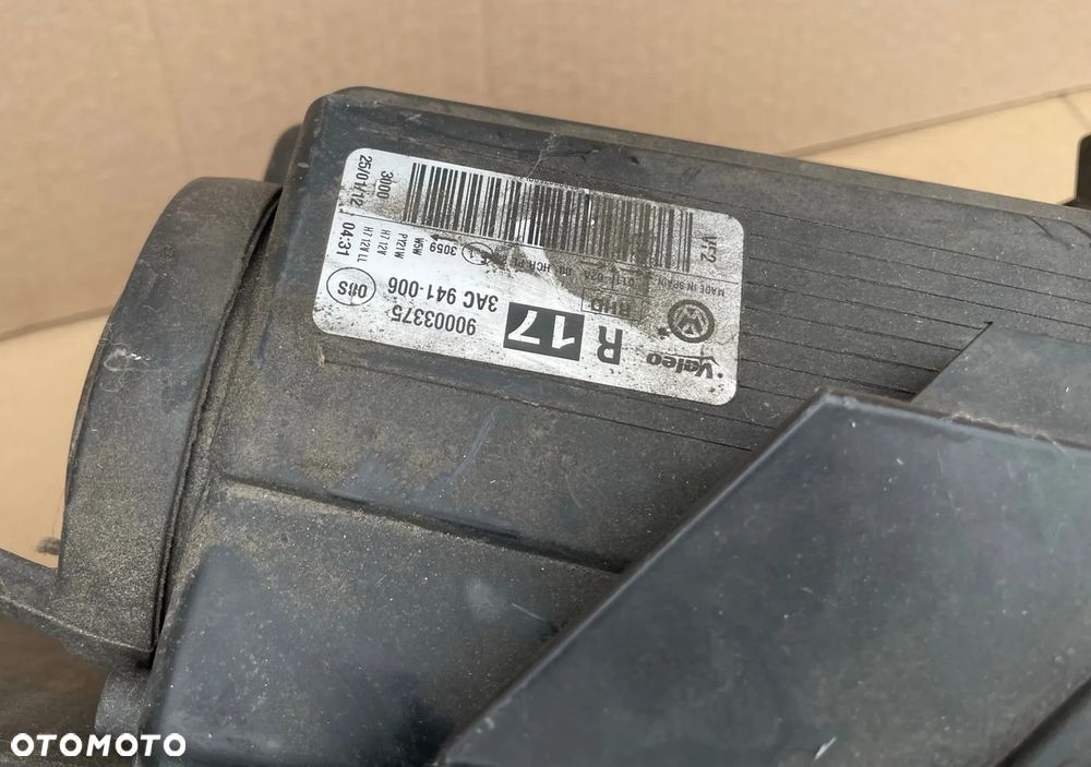 VW Passat B7 3AA reflektor prawy lewy lampa przód anglik UK - 3