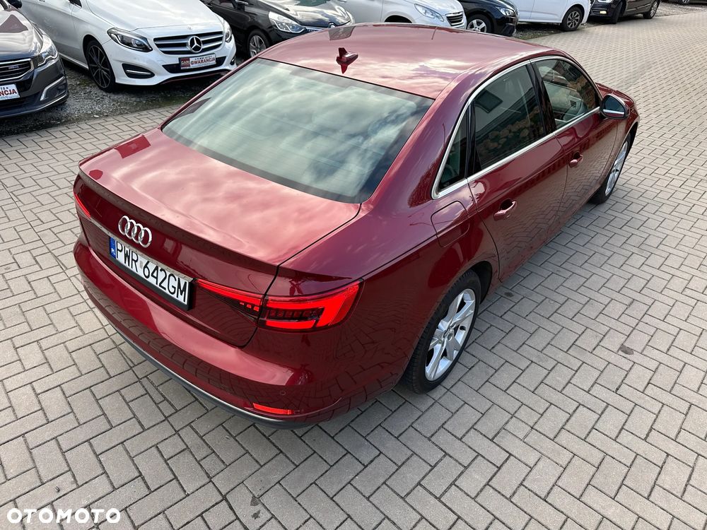 Audi A4 Limousine - 37