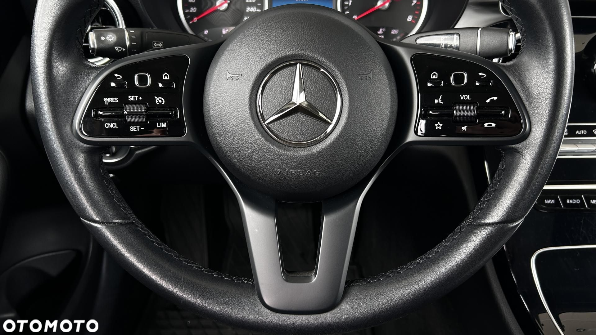 Mercedes-Benz Klasa C 180 9G-TRONIC - 15