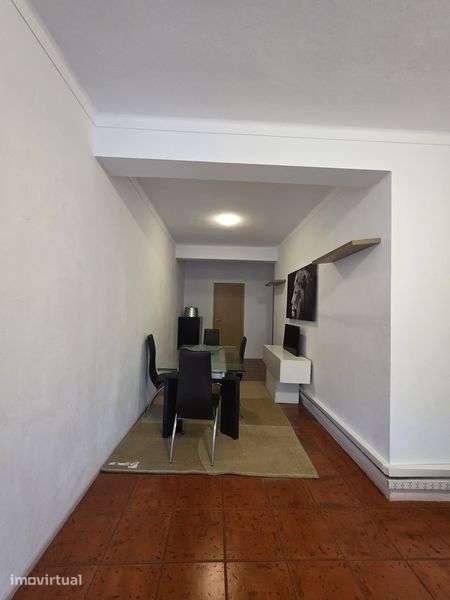 T2 Remodelado e Pronto a Habitar em Coimbra – Santa Clara - Grande imagem: 5/12