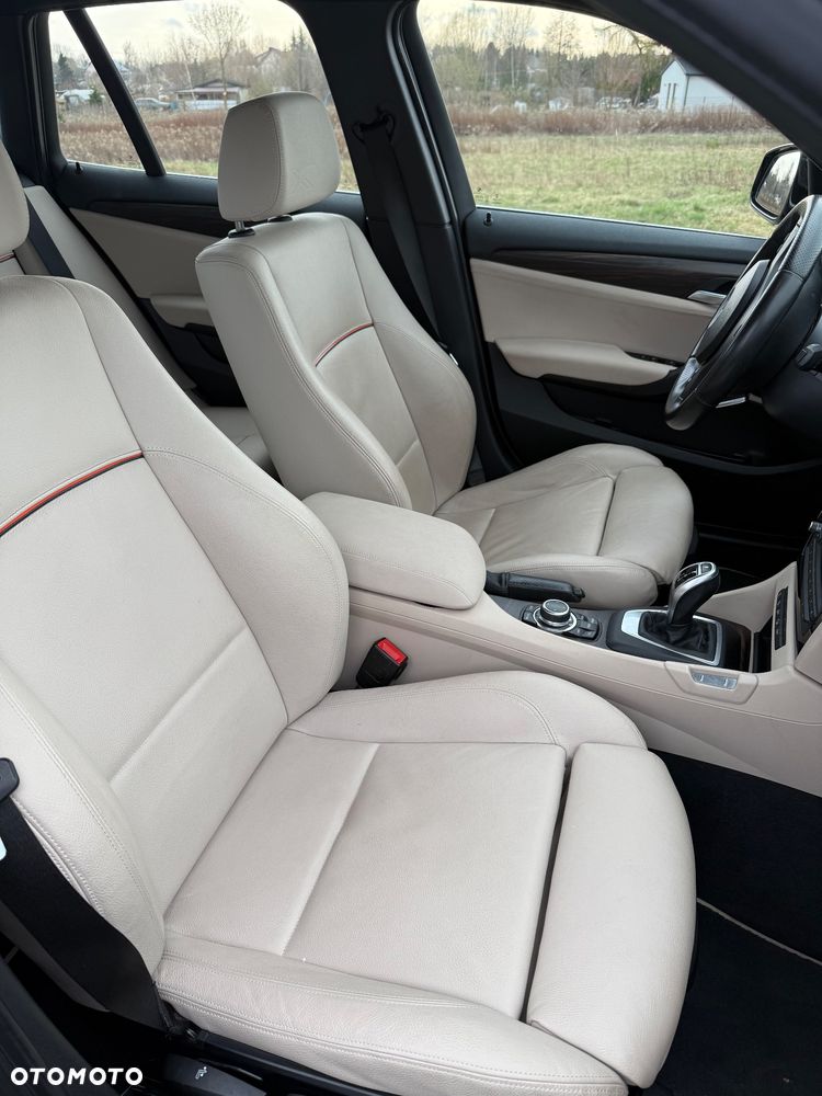 BMW X1 xDrive20i xLine - 31