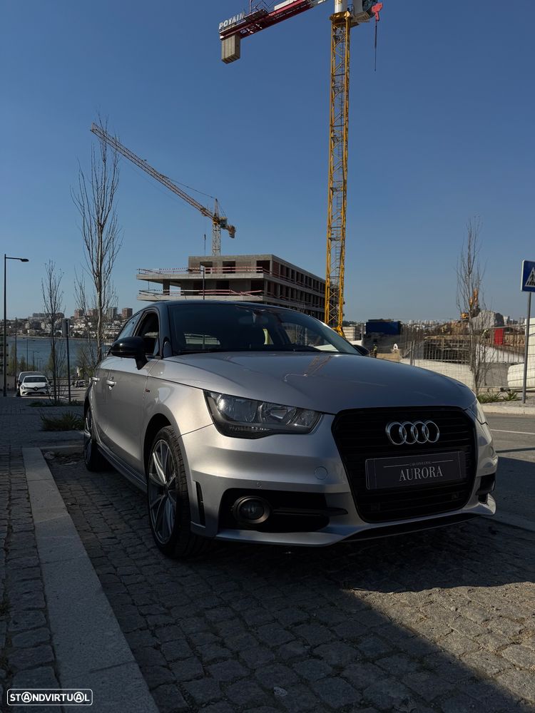 Audi A1 Sportback 1.6 TDi S-line S tronic - 1