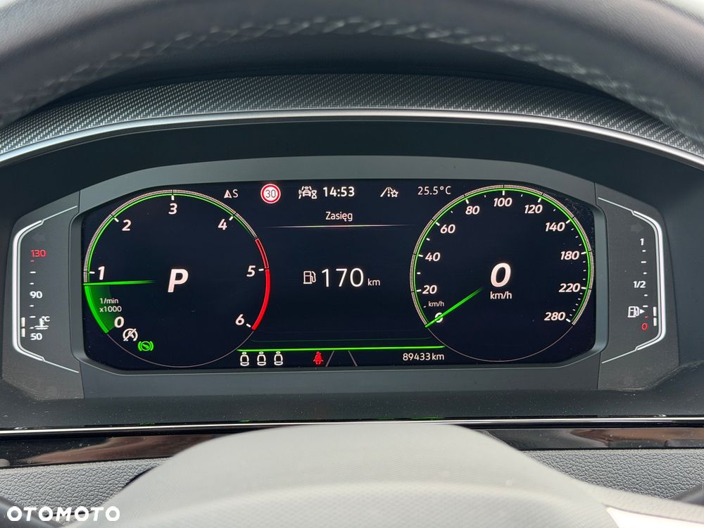 Volkswagen Arteon 2.0 TDI SCR 4Motion DSG R-Line - 23