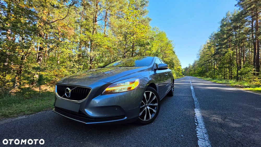 Volvo V40 D2 Drive-E SCR Momentum - 4