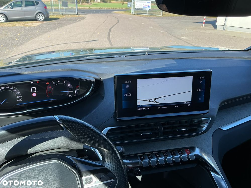 Peugeot 5008 - 17