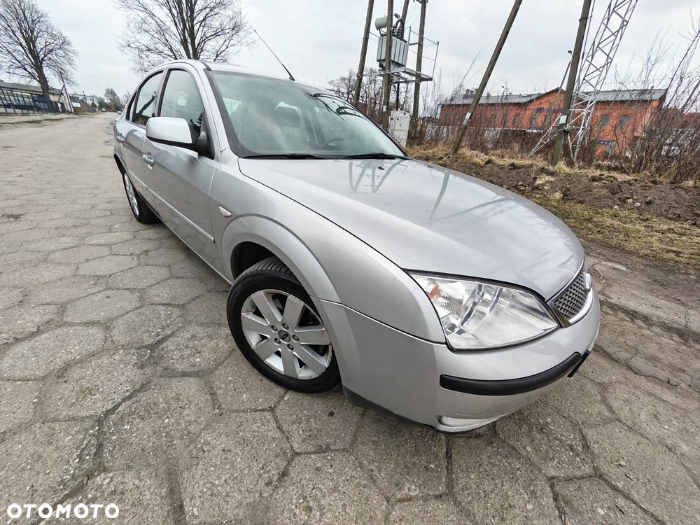 Ford Mondeo 1.8 Ghia X - 1