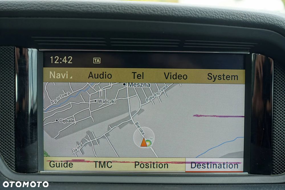 Mercedes-Benz Klasa E 350 CGI BlueEFFICIENCY 7G-TRONIC Avantgarde - 24