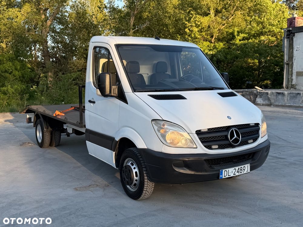 Mercedes-Benz Sprinter - 2