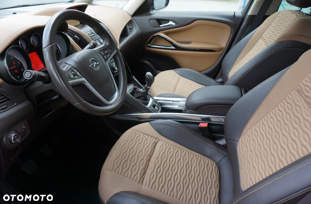 Opel Zafira 2.0 CDTI Cosmo - 9