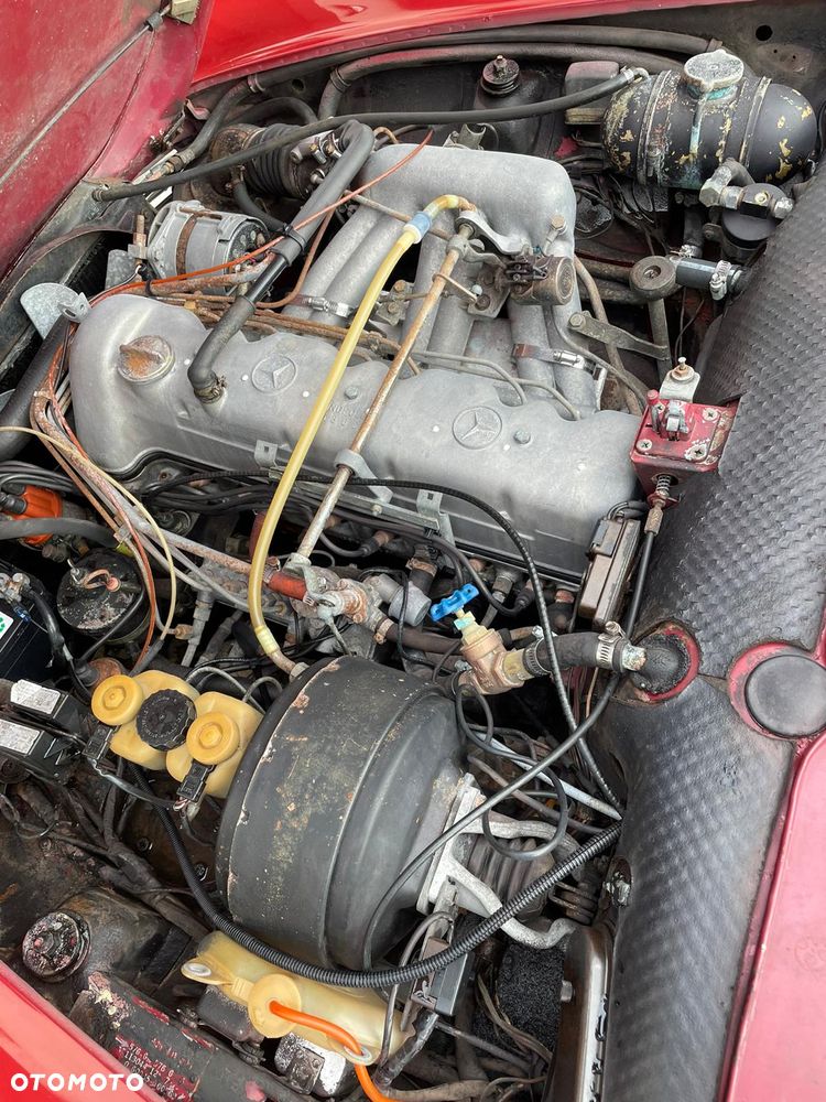 Mercedes-Benz 280 - 17