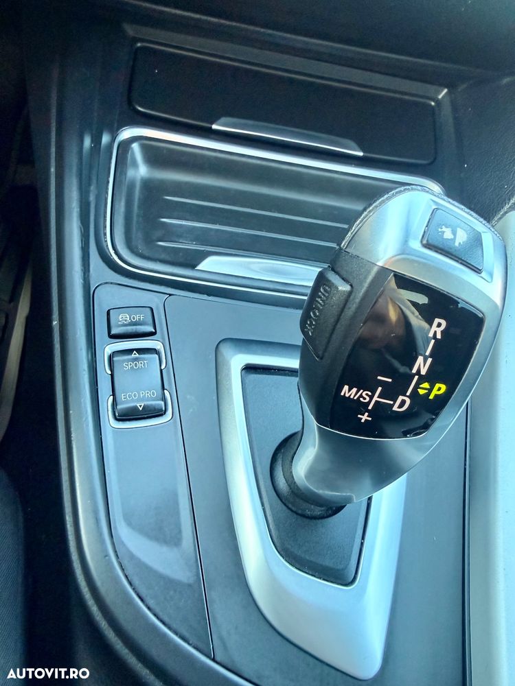 BMW Seria 3 320d Efficient Dynamic Edition Aut. - 9