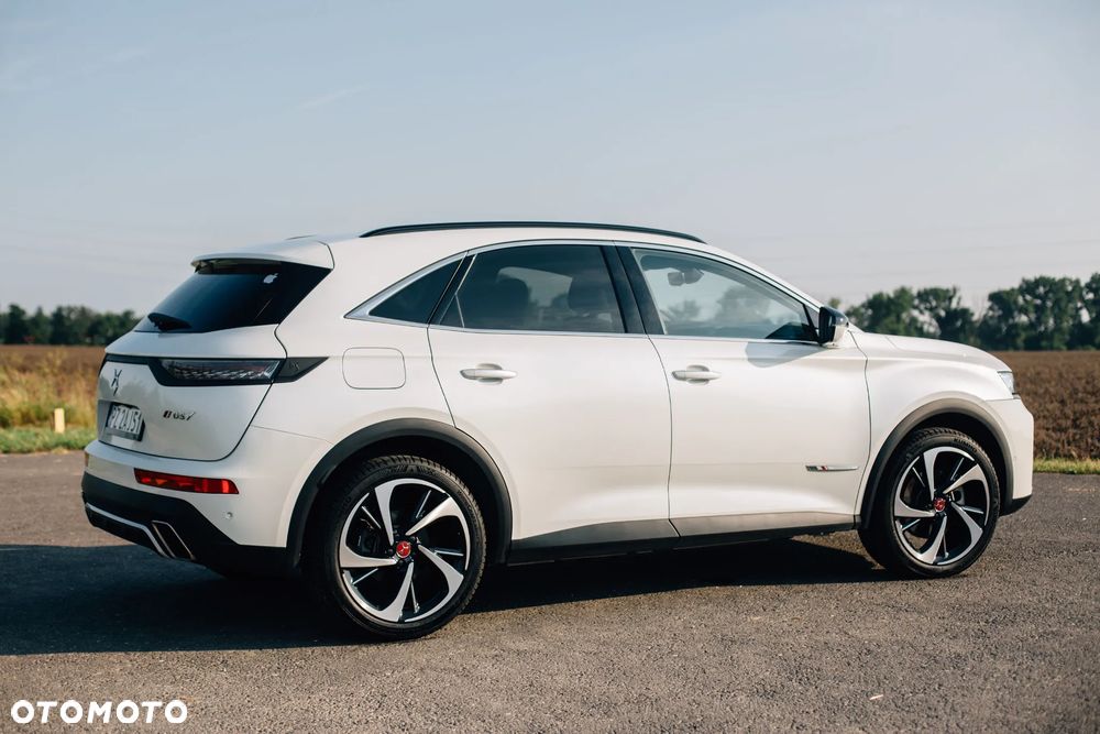 DS Automobiles DS 7 Crossback 1.6 E-Tense Performance Line + - 7