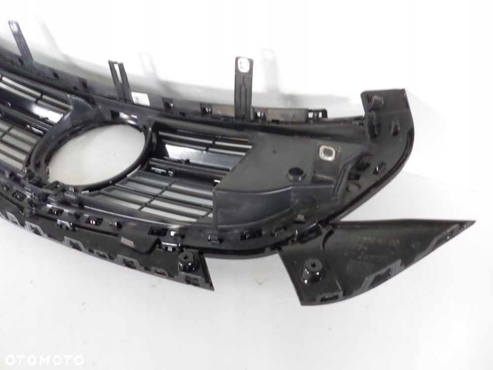atrapa kratka grill mercedes eqc w293 19- amg - 9