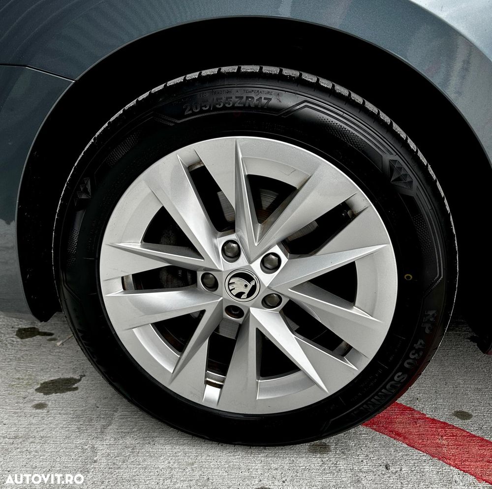 Volkswagen Passat 2.0 TDI DSG Comfortline - 20