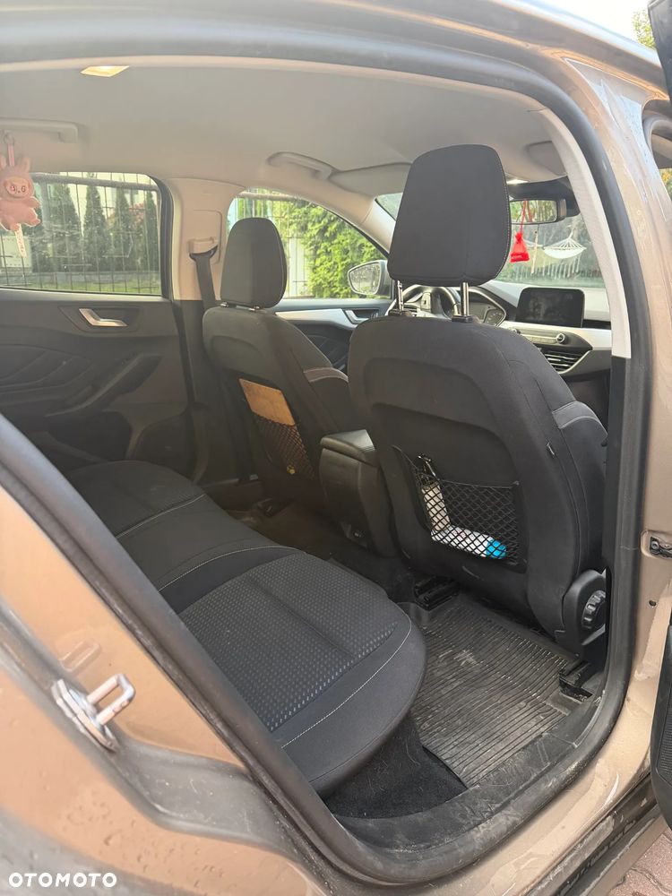 Ford Focus - 14