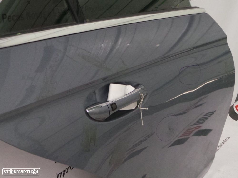 Porta W219 Direito/Trás Seminovo/ Original MERCEDES-BENZ CLS (C219) 2197300205 - 2