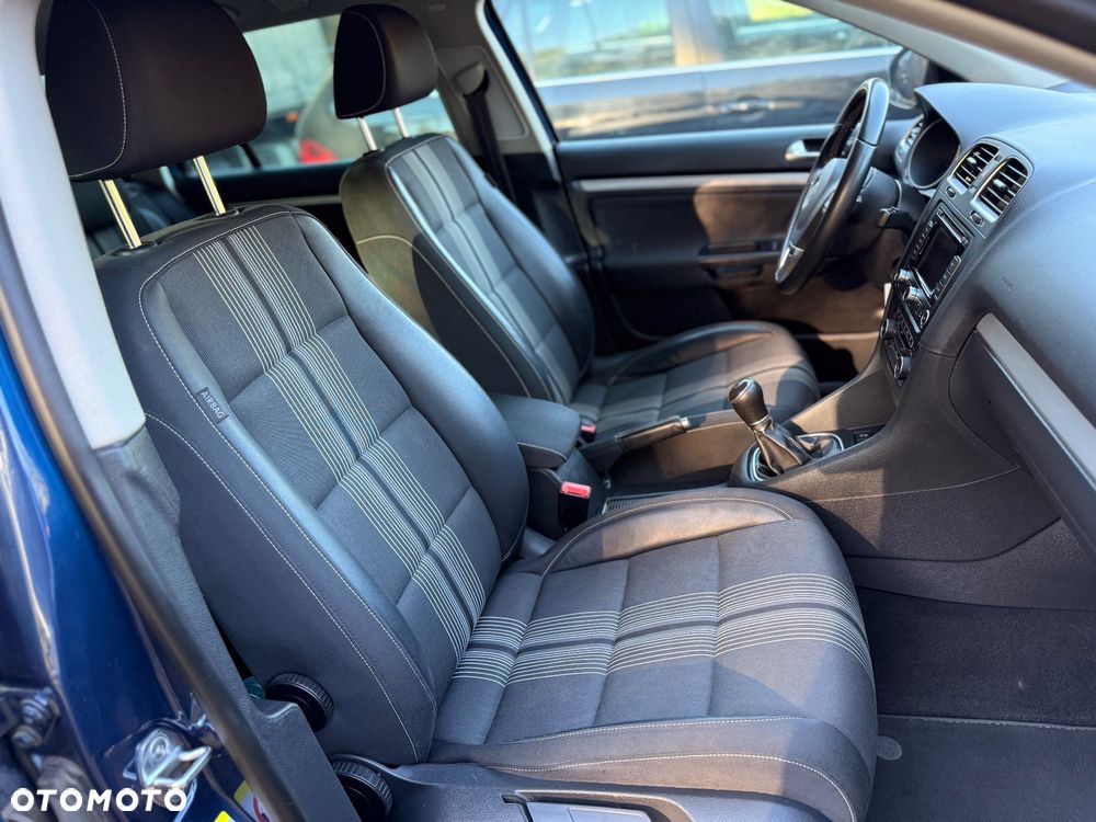 Volkswagen Golf 1.6 TDI DPF BlueMotion Technology MATCH - 14