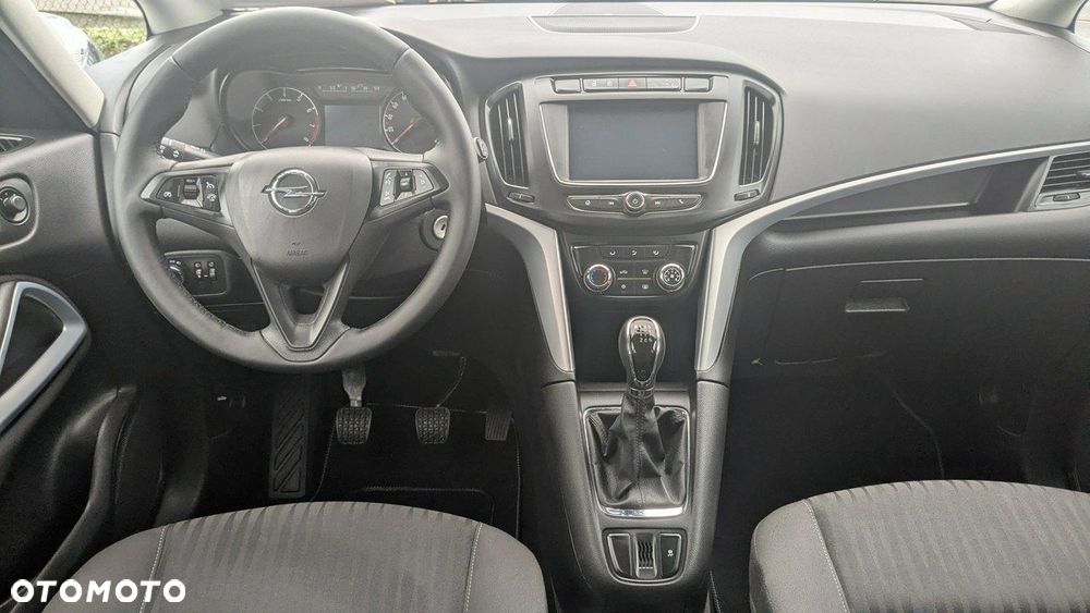 Opel Zafira - 23