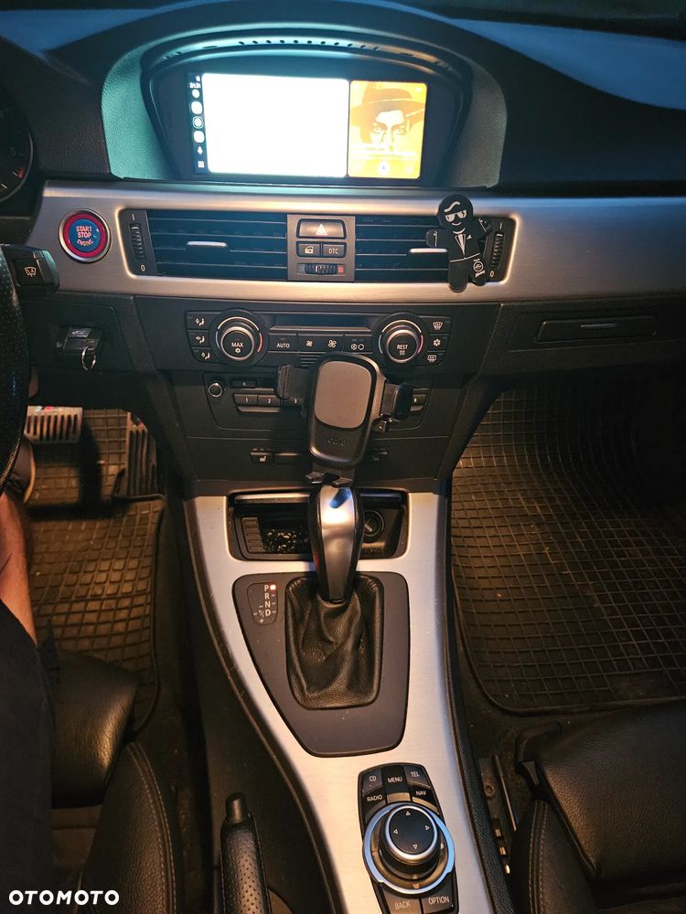 BMW Seria 3 330d DPF - 8